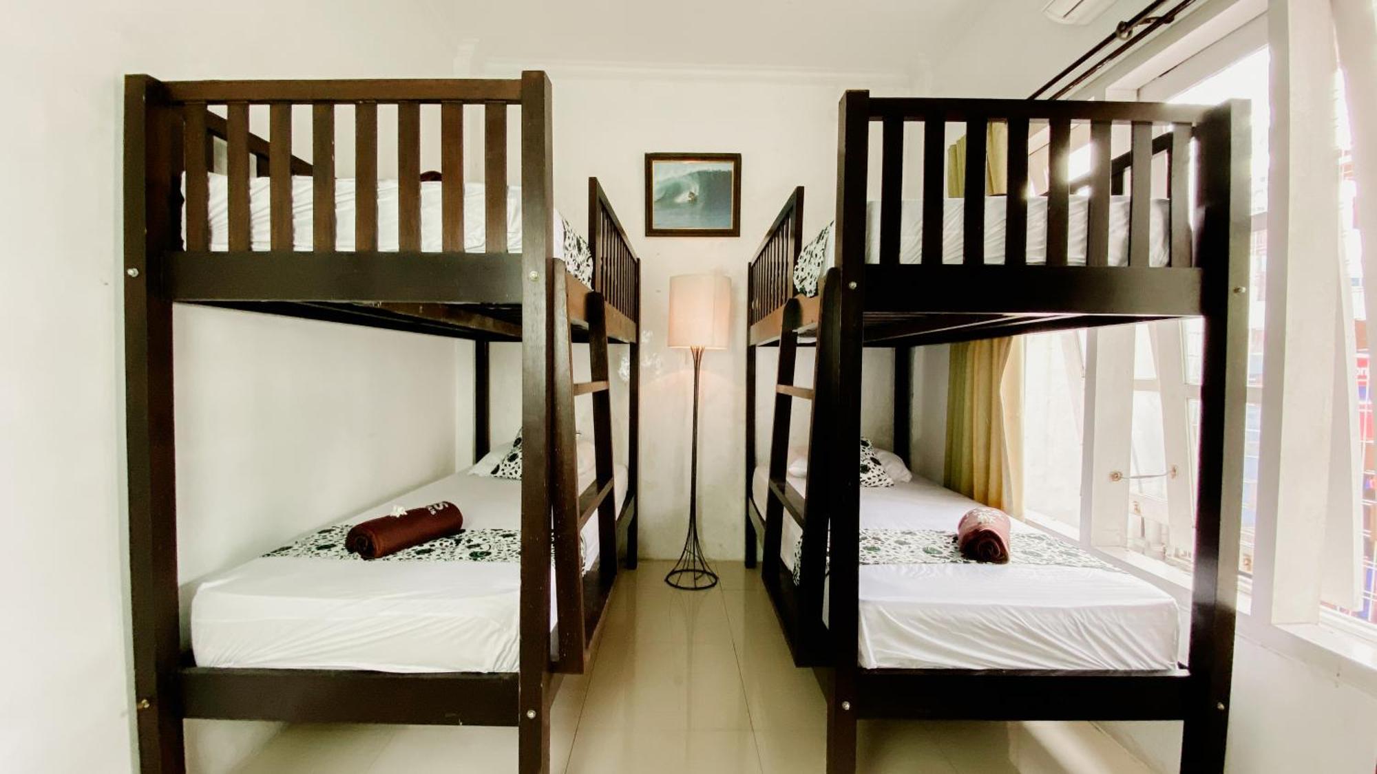 Dormitory Tourism Sritanjung Banyuwangi By Gajahsora Management Экстерьер фото